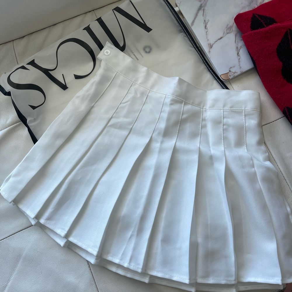 White tennis skirt
